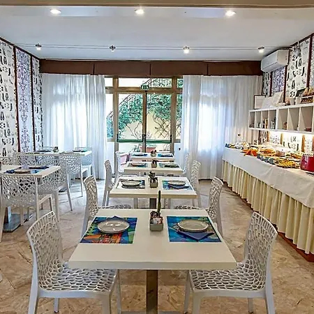 Jane Otel 3*