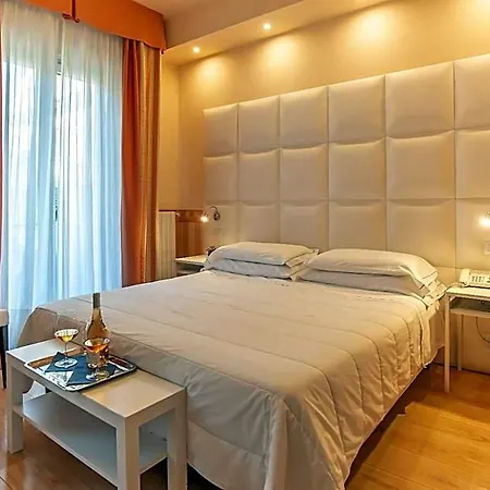Otel Jane 3*