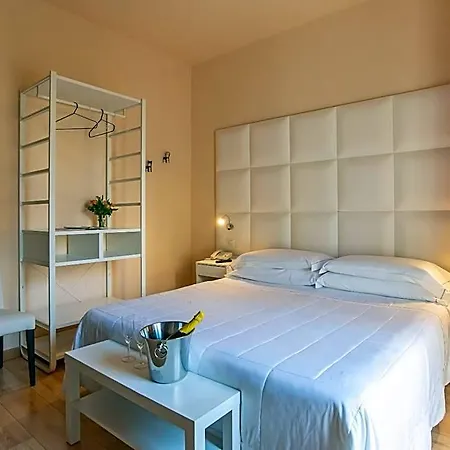 Otel Jane 3*