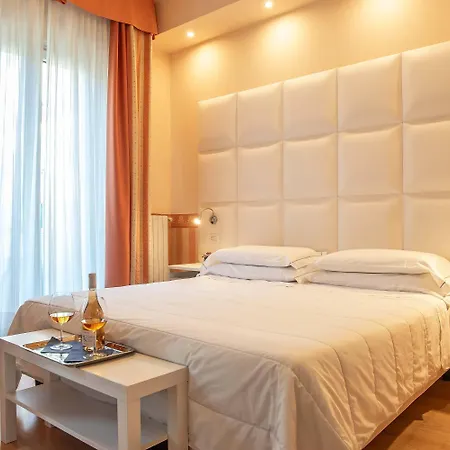 Jane Hotel 3*