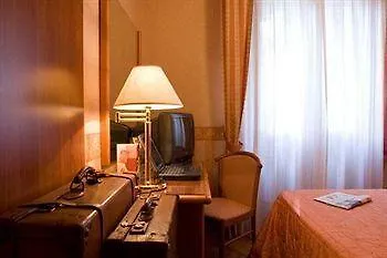 Jane Hotel 3*
