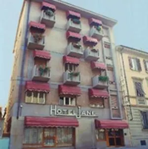 Jane Hotel 3*