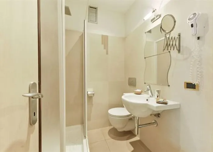 Jane Hotel 3*