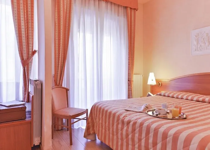 Jane Hotel