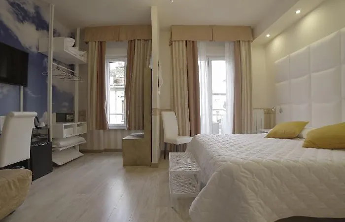 Jane Hotel 3*