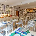 Jane Hotel 3*